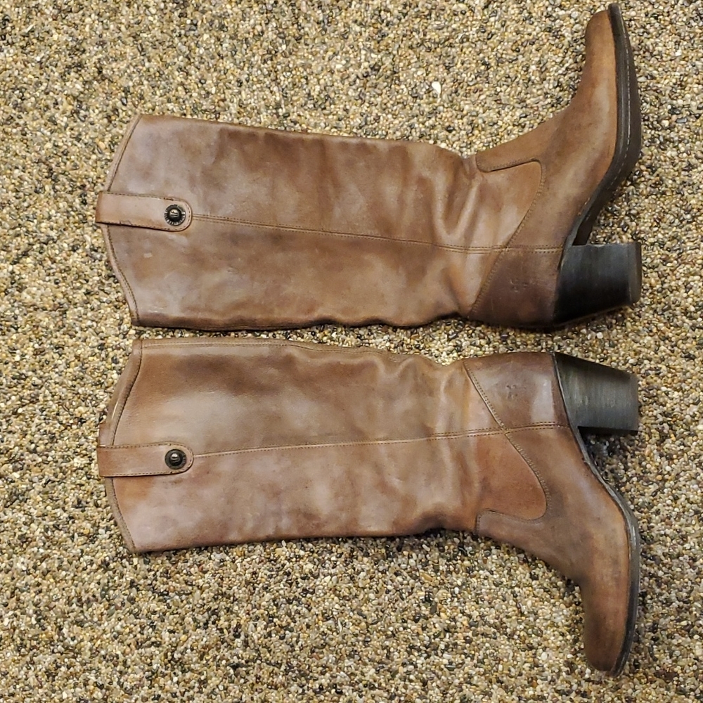 FRYE Brown Leather Boots in size 7